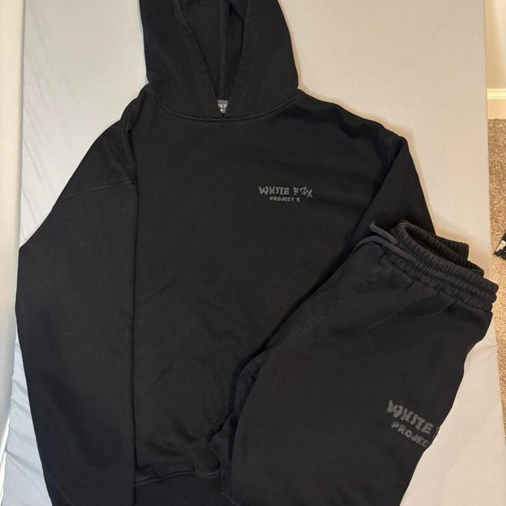 White fox project 5 black hoodie and sweatpants set